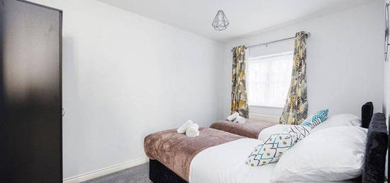 End terrace house to rent in Wanderer Drive, Barking Essex IG11