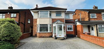 Detached house for sale in Renwick Ave, Rainhill L35