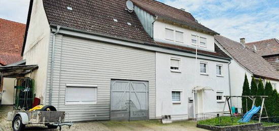 Einfamilienhaus mit Scheune in Horb-Betra