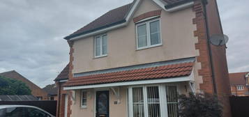 4 bed property to rent