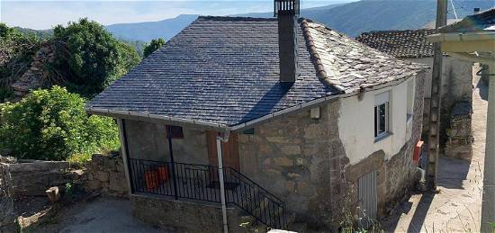 Casa rural en venta en  Vilariño de conso s/n