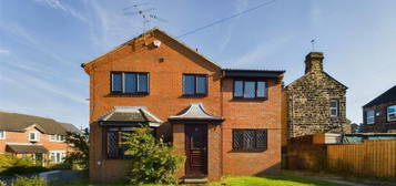 4 bedroom detached house