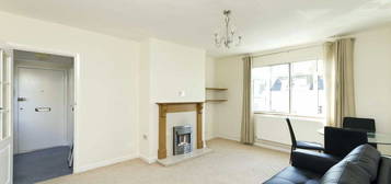 Flat to rent in Lupus Street, London SW1V