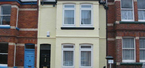 5 bedroom terraced house