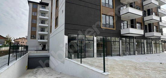 ÇİMENLİK CADDE CEPELİ SATILIK ARAKAT 3+1 SIFIR DAİRE