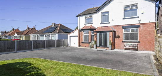 Detached house for sale in Dodds Lane, Maghull, Liverpool L31