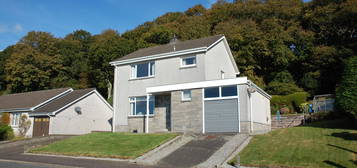 3 bed detached house for sale