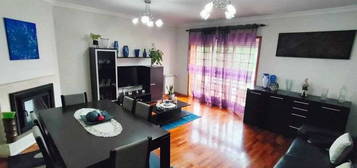 Apartamento T2 na Avenida dos Lagueiroes - Valongo