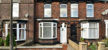 3 bedroom terraced house for sale