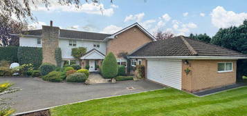 6 bedroom detached house for sale