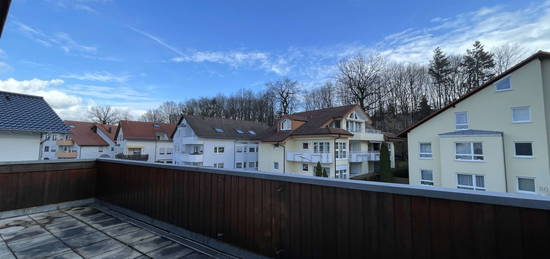 Schöne 2-Zimmerwohnung mit Dachterrasse