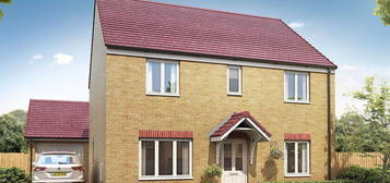 4 bed detached house for sale