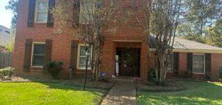 10 Robinwood Pl, Jackson, MS 39211