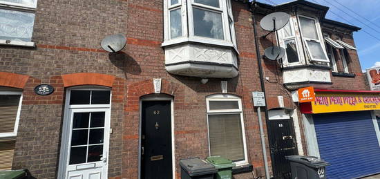 2 bed terraced house to rent