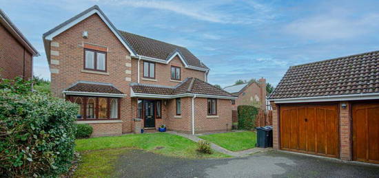 4 bedroom detached house for sale