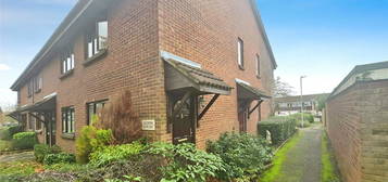 Maisonette to rent in Aldon Close, Maidstone, Kent ME14