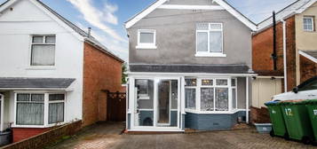 3 bed detached house for sale