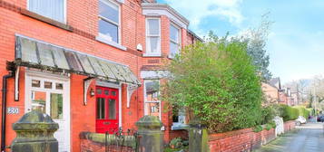 4 bed terraced house for sale