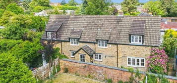 Cottage for sale in Cross Street, Moulton NN3