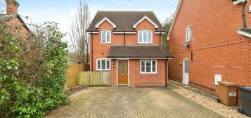 3 bed detached house for sale