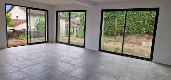 Maison 5 pièces 138 m²