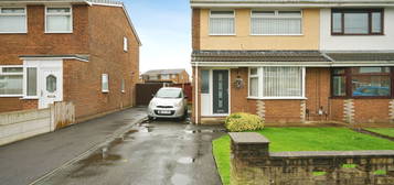 3 bed semi-detached house for sale