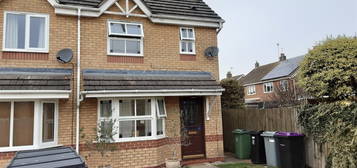 3 bed semi-detached house to rent