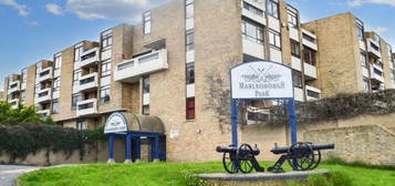 Flat to rent in Kenilworth Court, Washington NE37