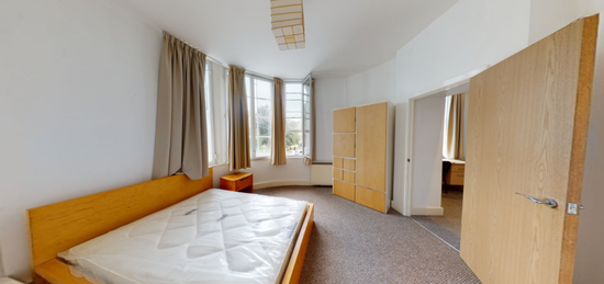 1 bedroom ground floor flat