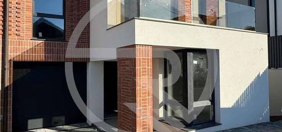 Casa Tip Duplex  D + P+ ET, 612 mp teren,situata in cartierul Borhanci