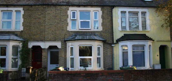 6 bedroom terraced house