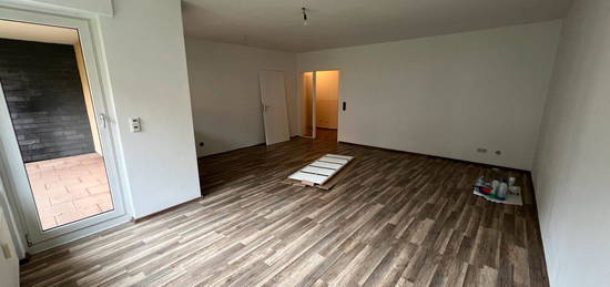 3,5 Zimmer Wohnung inkl. Balkon, Gäste WC & Tiefgaragenstellplatz