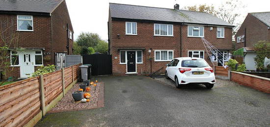 4 bedroom semi-detached house for sale