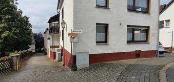 Großzügiges Wohnhaus mit Werkstatt/Lager und Garage in Runkel-OT