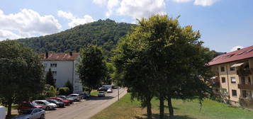 Sehr helle 3-Zimmer-Wohnung mit Blick auf den Hohenurach