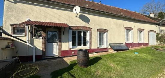 Maison longère  à vendre, 5 pièces, 4 chambres, 85 m²