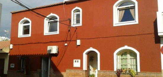 Chalet adosado en venta en calle san Pablo, 29