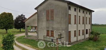 Casa bi/trifamiliare in Via Arzaron