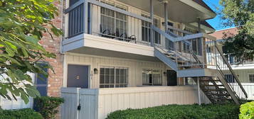 2250 Bering Dr Apt 101, Houston, TX 77057