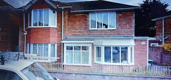 Detached house to rent in Cardigan Road, Bournemouth BH9