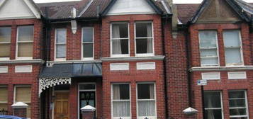 Maisonette to rent in Dyke Road Drive, Brighton BN1