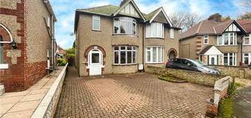 3 bedroom semi-detached house for sale