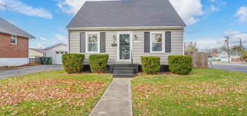 1307 W 3rd St, Owensboro, KY 42301