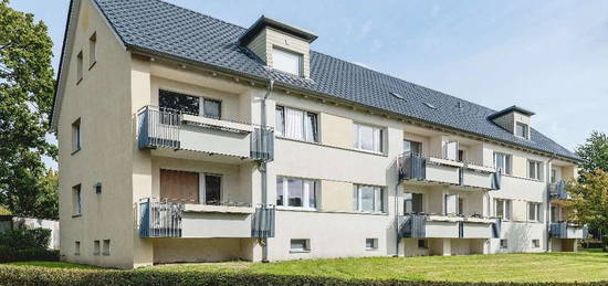 Renovierte Erdgeschosswohnung mit Balkon (Wohnberechtigungsschein erforderlich)