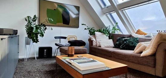 DACHGESCHOSS MAISONETTE LOFT LUXUS DESIGN MÖBEL AUßNAHMEIMMOBILIE