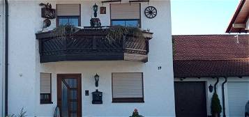 Doppelhaushälfte in guter, ruhiger Wohnlage von Neulußheim