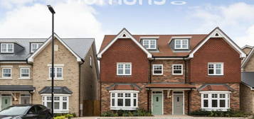 4 bedroom semi-detached house