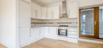 2 bed flat to rent