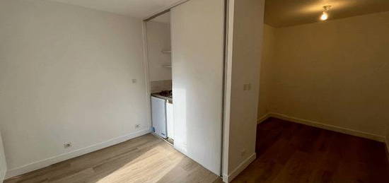 Location appartement 1 pièce 18 m²