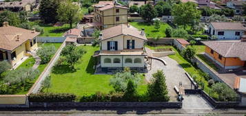 Villa in vendita in via Labico